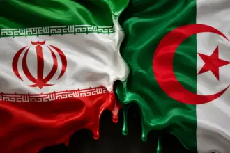 Pendant que l’Iran frappe le Golfe, Alger accueille le président iranien